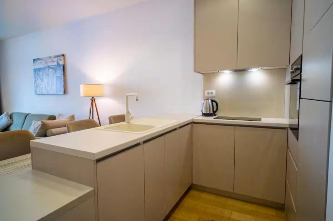 Hhy Apartment
